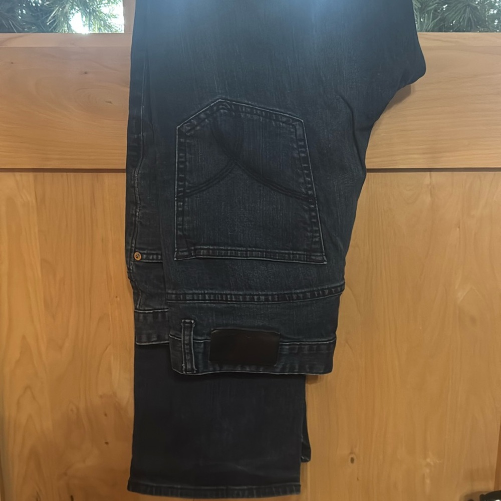 💫Move Over, Cargo Pants! These straight cut blue jeans are stealing the show!💫